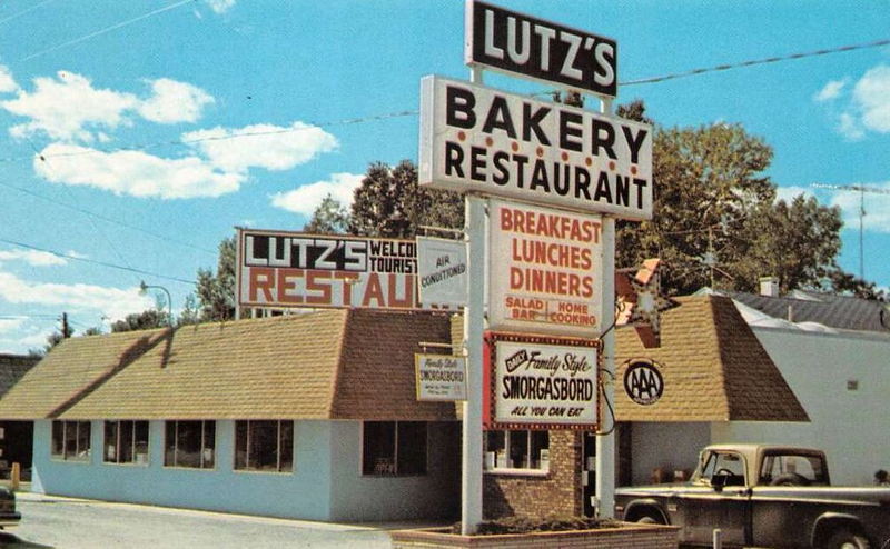 Lutz's Truck Stop and Motel